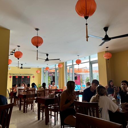 Bed Station Hostel & Pool Bar Hoi An " Former Sunflower" المظهر الخارجي الصورة