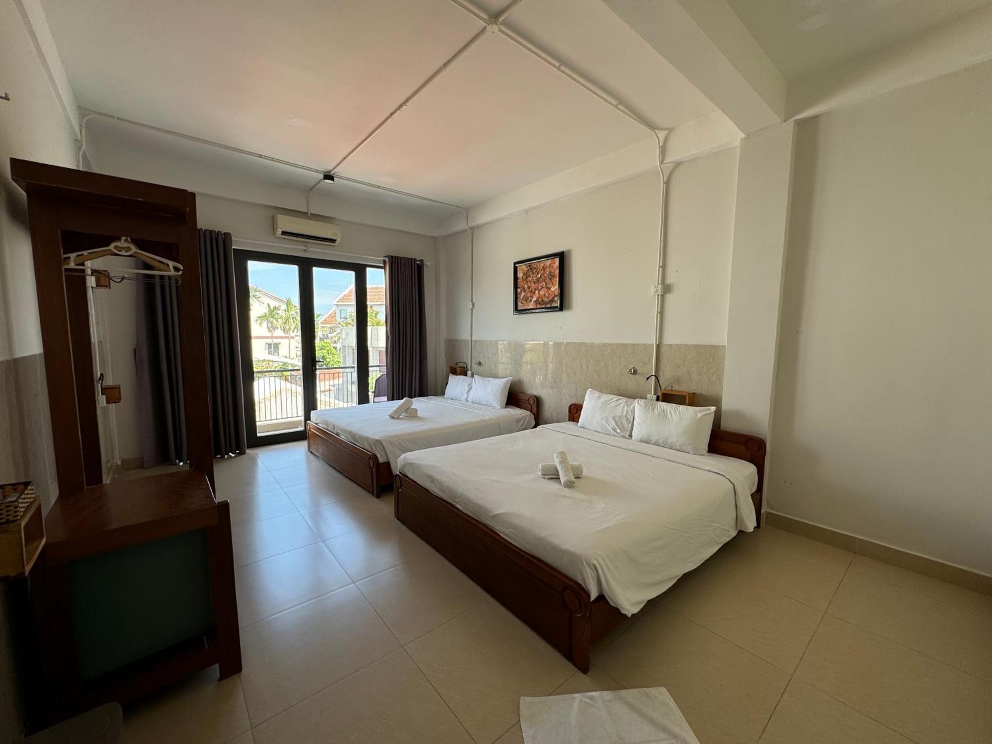 Bed Station Hostel & Pool Bar Hoi An " Former Sunflower" المظهر الخارجي الصورة