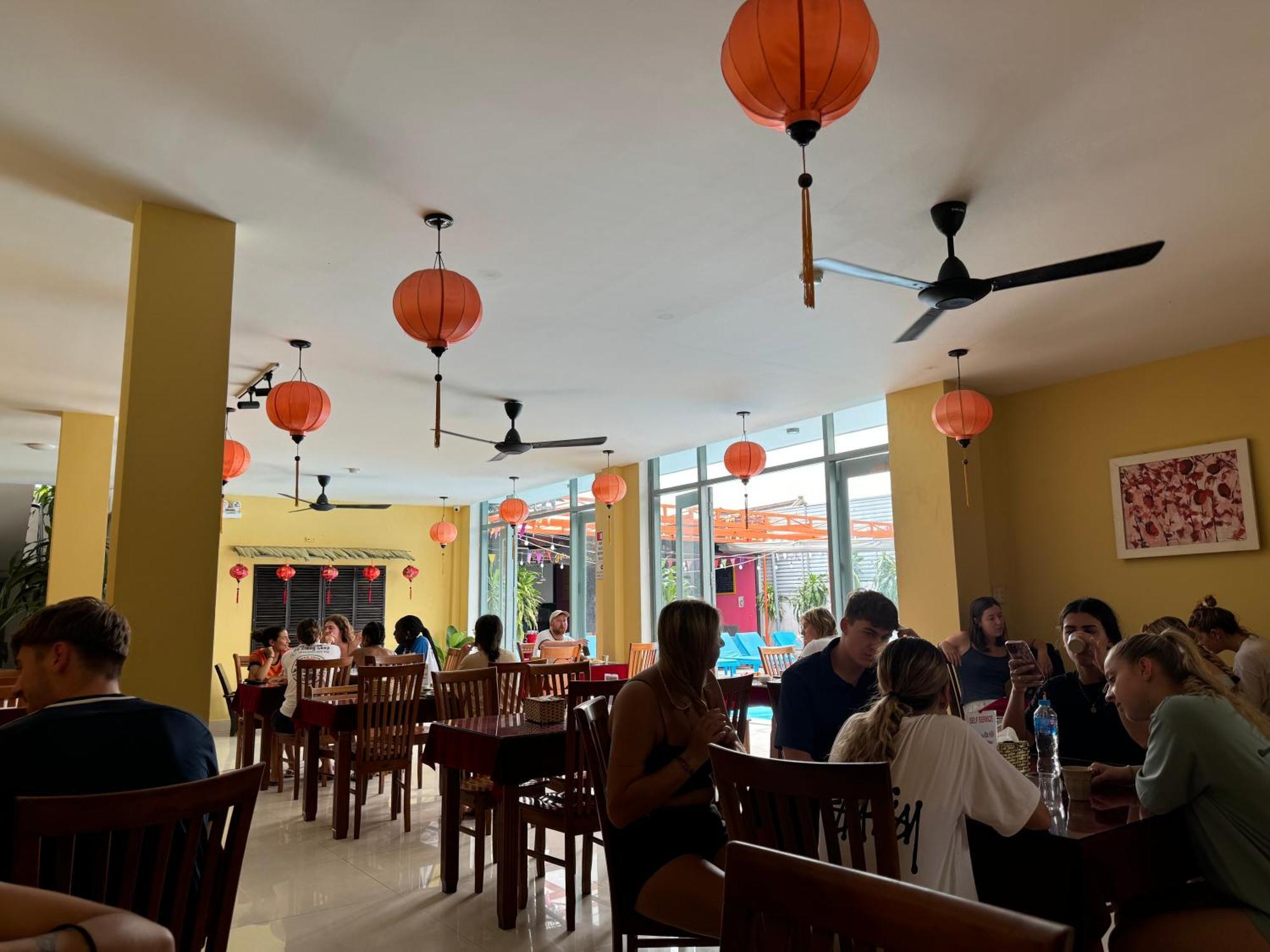 Bed Station Hostel & Pool Bar Hoi An " Former Sunflower" المظهر الخارجي الصورة