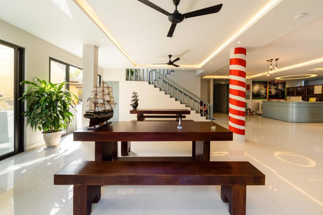 Bed Station Hostel & Pool Bar Hoi An " Former Sunflower" المظهر الخارجي الصورة